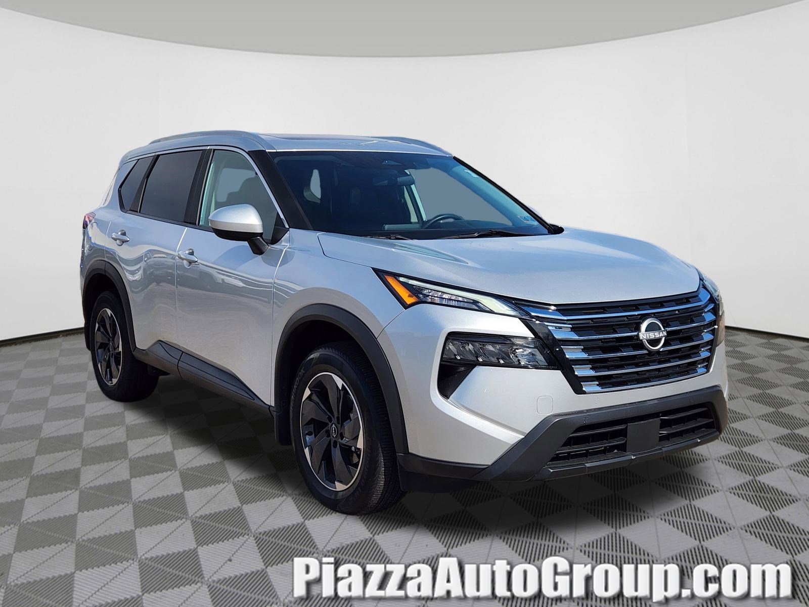 Used 2024 Nissan Rogue SV w/ SV Premium Package