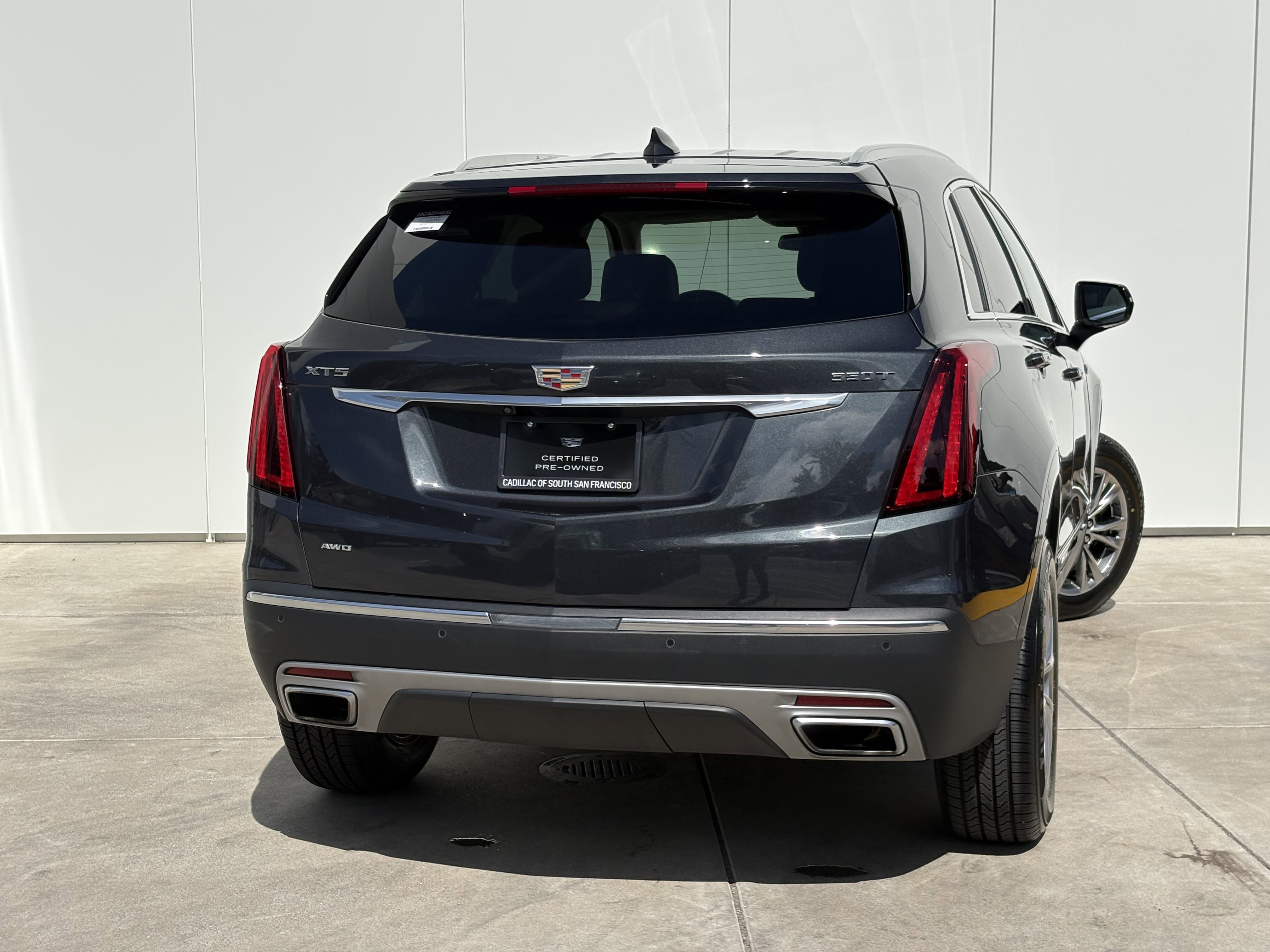 Certified 2023 Cadillac XT5 Premium Luxury w/ LPO, Floor Liner Package image 6