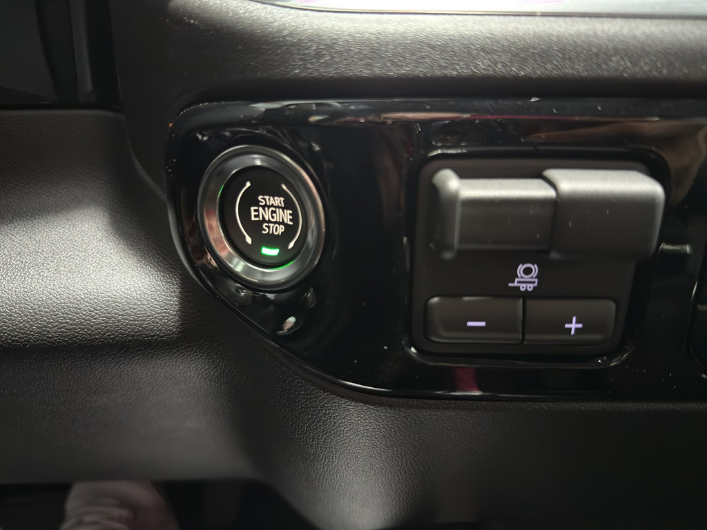 New 2026 Chevrolet Silverado 1500 LTZ w/ LTZ Convenience Package II image 16