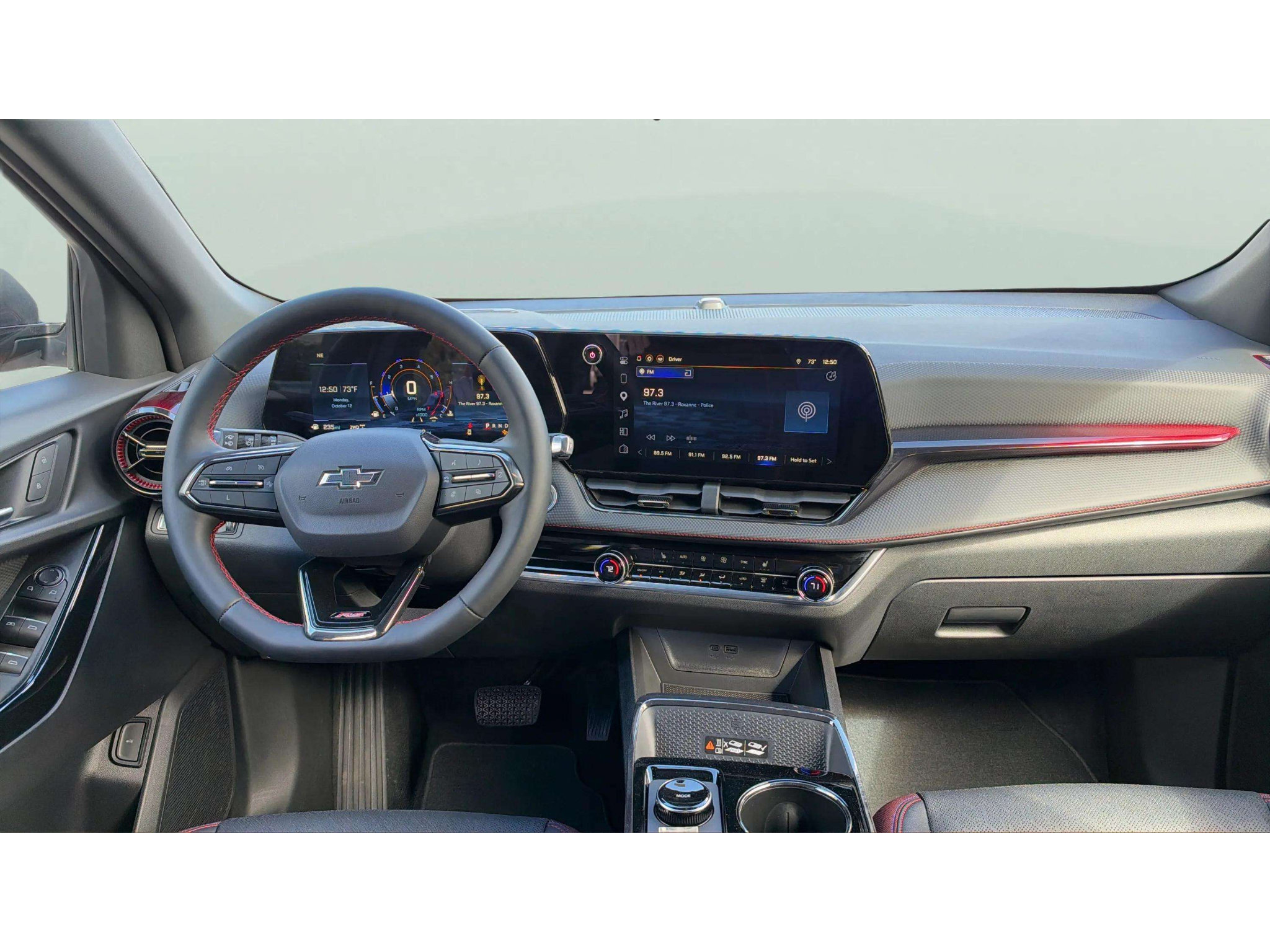 Used 2025 Chevrolet Equinox RS AWD/4WD image 13