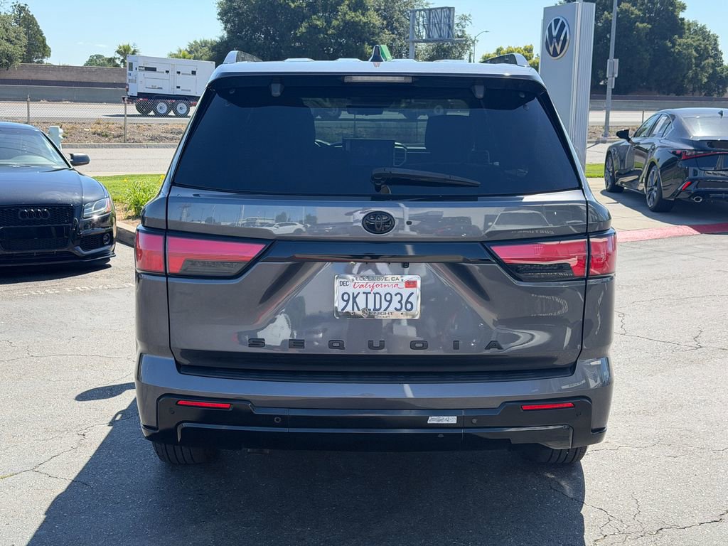 Used 2024 Toyota Sequoia Platinum AWD/4WD image 10