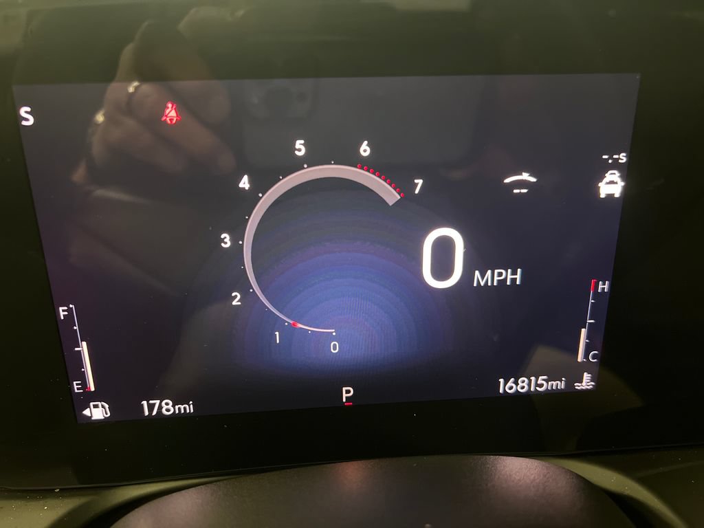 Certified 2025 Buick Encore GX Avenir w/ Avenir Technology Package AWD/4WD image 20