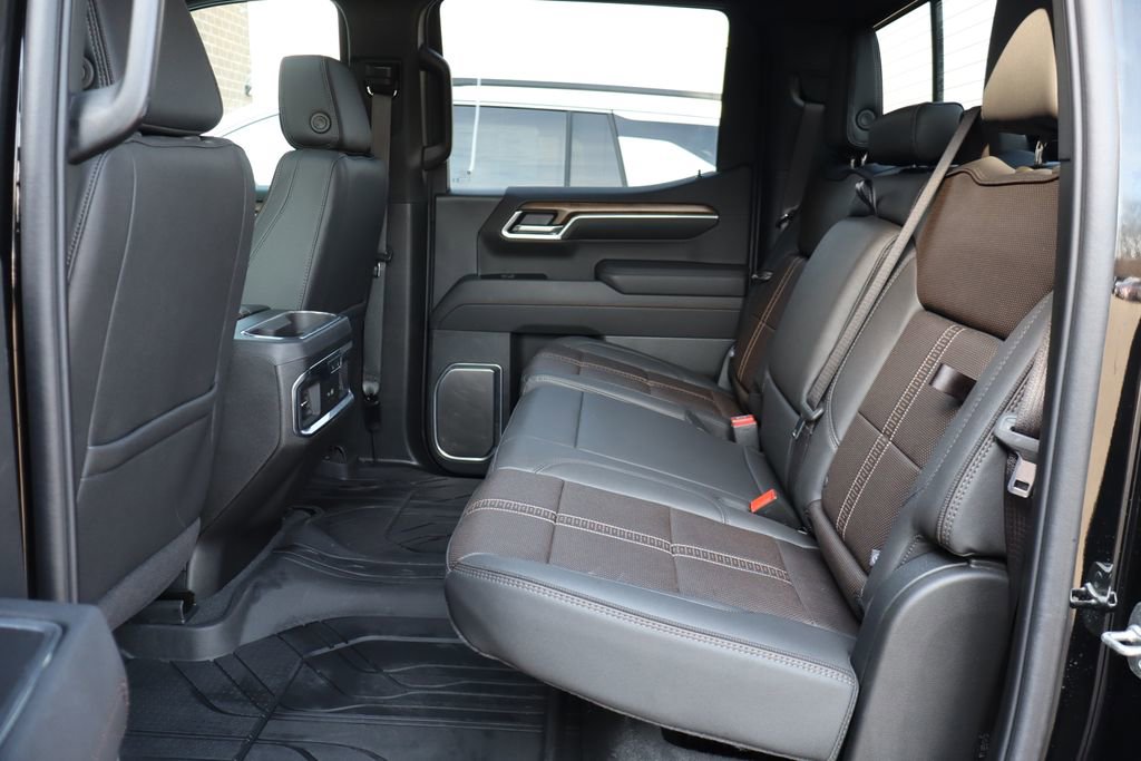 Used 2025 Chevrolet Silverado 1500 High Country w/ High Country Premium Package image 46