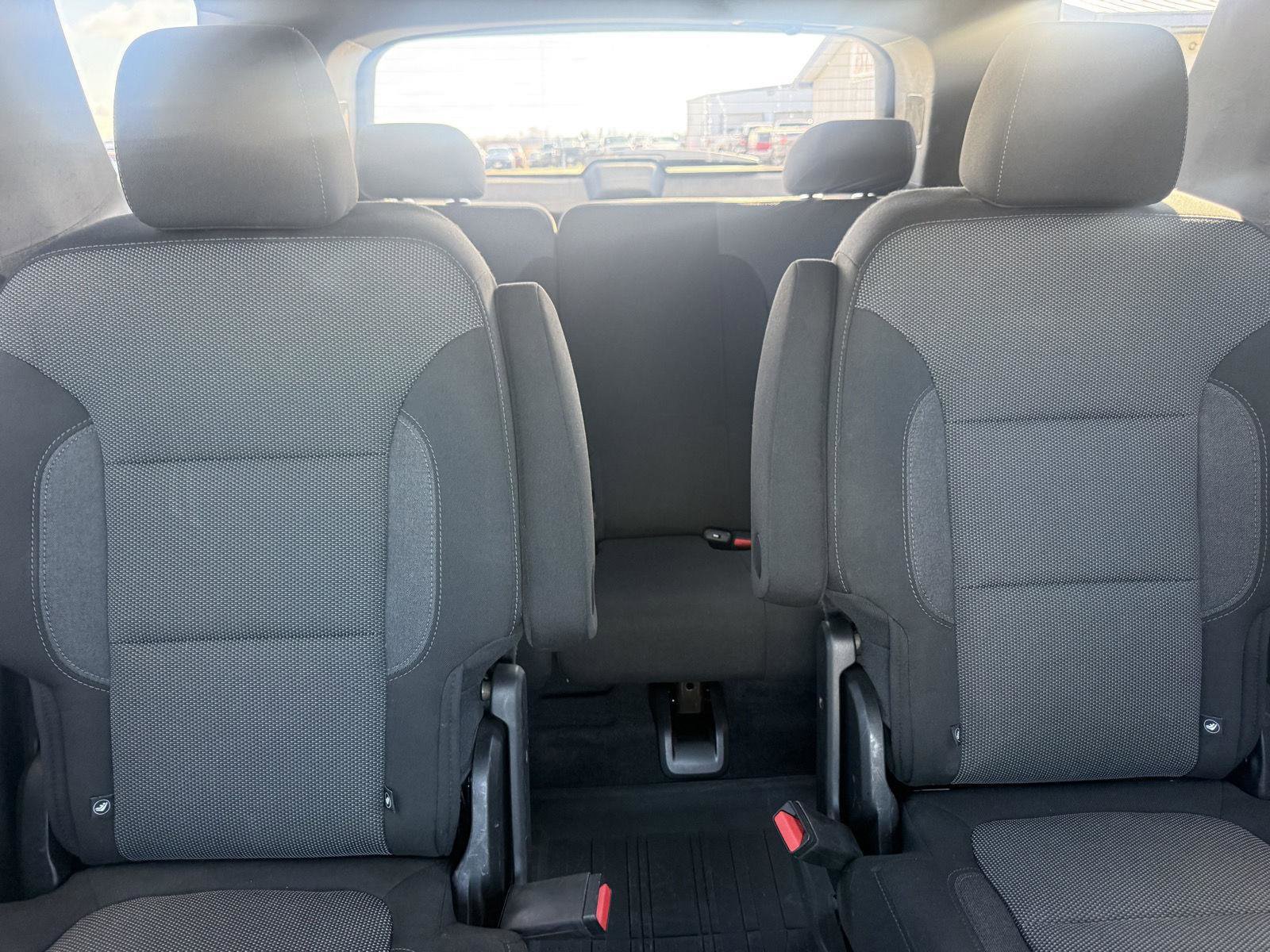 Used 2023 Chevrolet Traverse LT w/ LPO, Floor Liner Package image 23