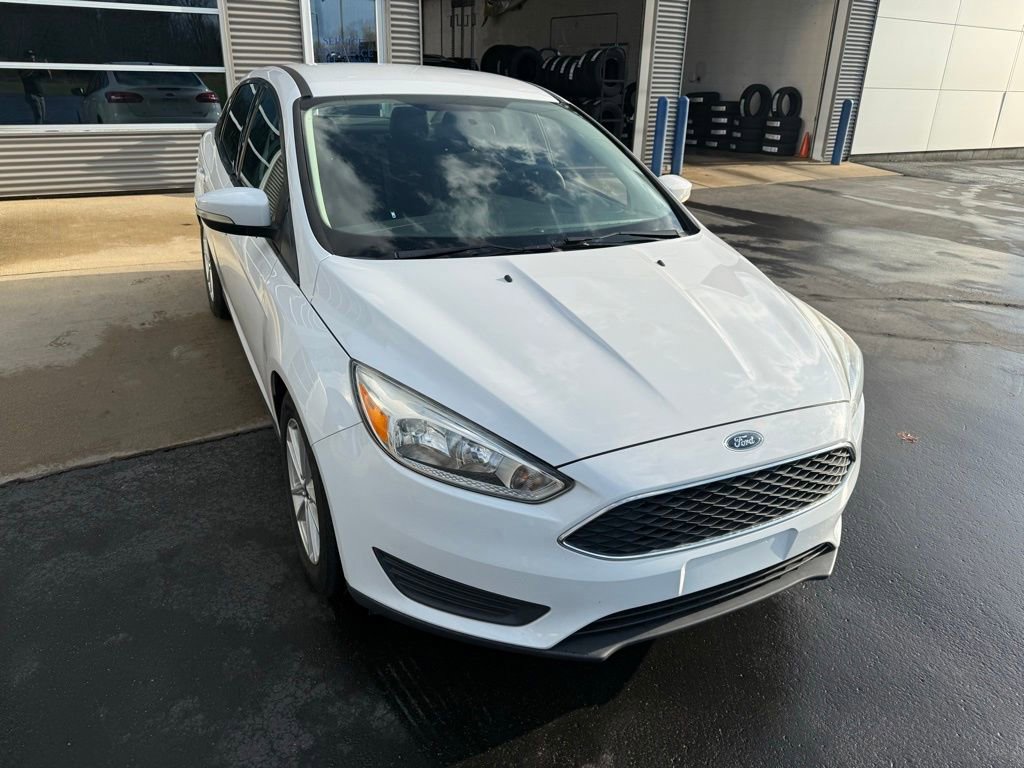 Certified 2017 Ford Focus SE image 3