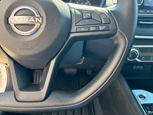 Used 2025 Nissan Altima 2.5 S FWD image 23