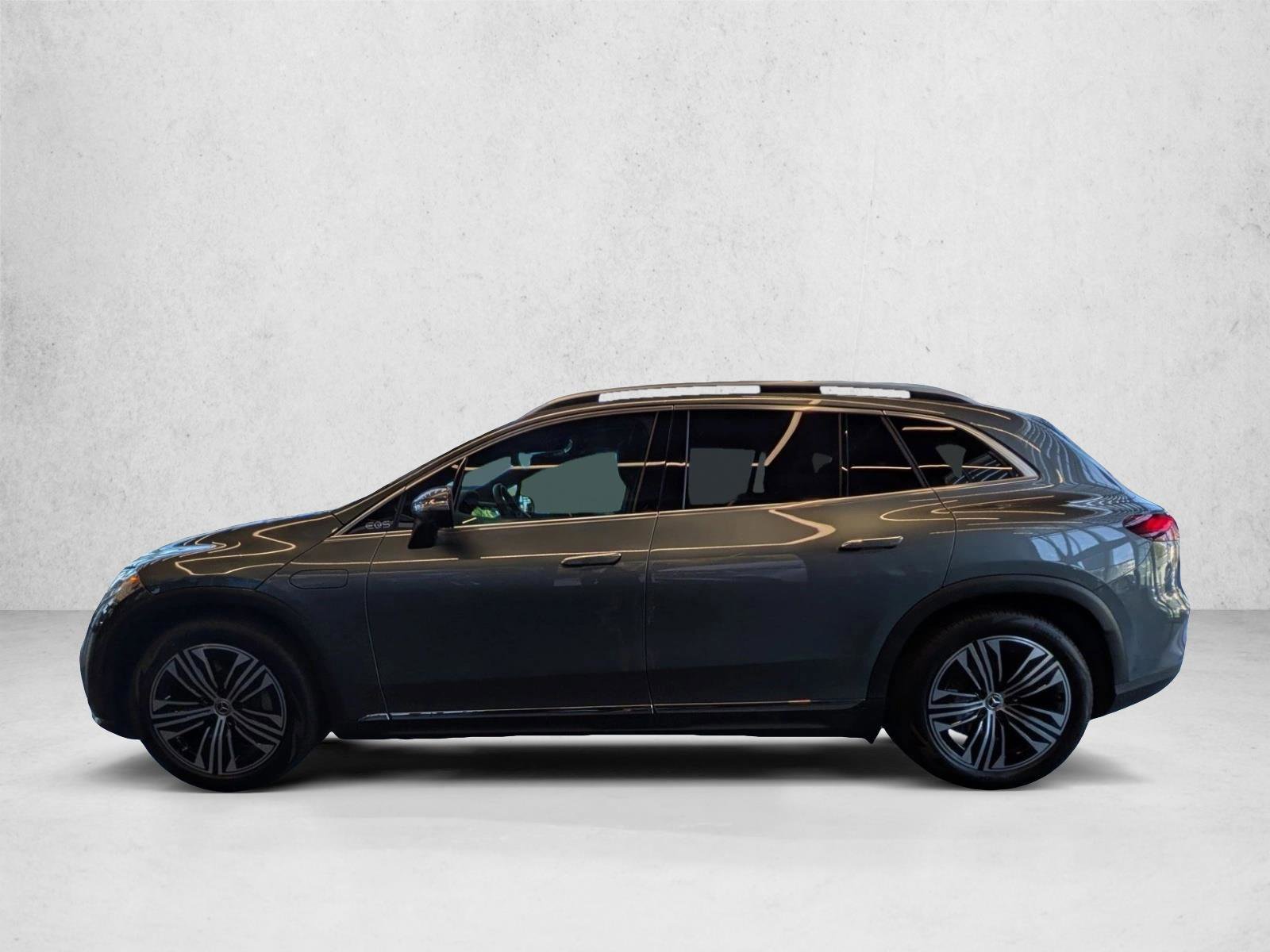 New 2026 Mercedes-Benz EQS 400 4MATIC SUV image 5