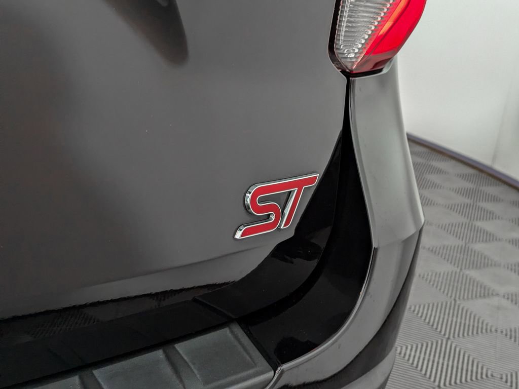 Used 2022 Ford Explorer ST w/ Equipment Group 401A image 10