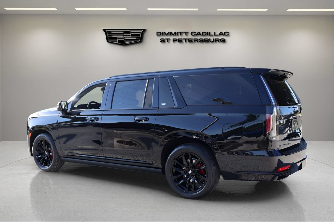 Certified 2024 Cadillac Escalade ESV Sport Platinum w/ LPO, ONYX Package AWD/4WD image 3