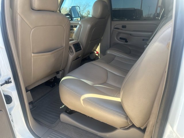 Used 2005 Chevrolet Silverado 3500 LT w/ Heavy-Duty Power Package image 22