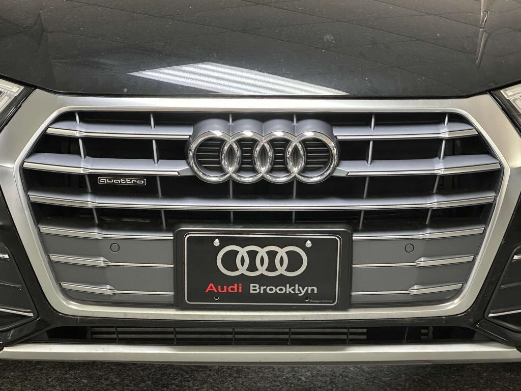 Used 2019 Audi Q5 2.0T Premium Plus w/ Premium Plus Package image 5