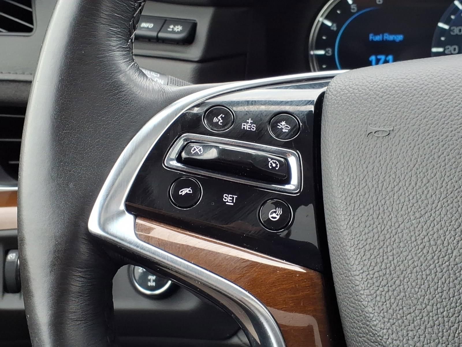 Used 2020 Cadillac Escalade Luxury AWD/4WD image 25