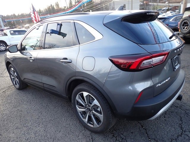 Certified 2025 Ford Escape Platinum w/ Premium Technology Package image 5