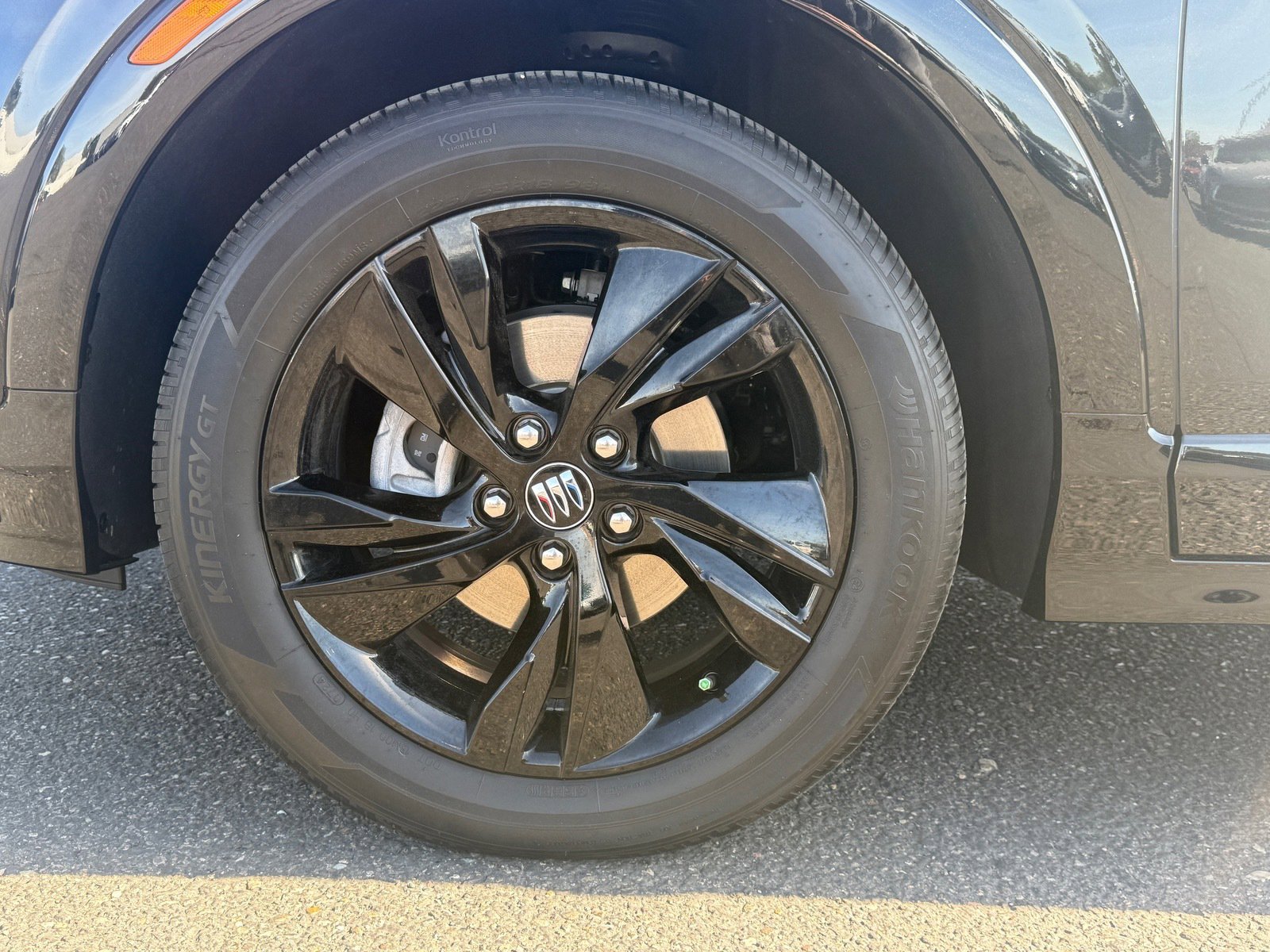 Used 2024 Buick Encore GX Sport Touring w/ Comfort Package image 9