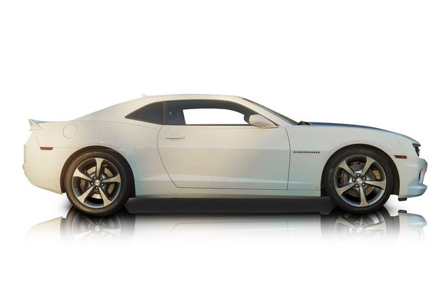 Used 2013 Chevrolet Camaro SS w/ RS Package image 2