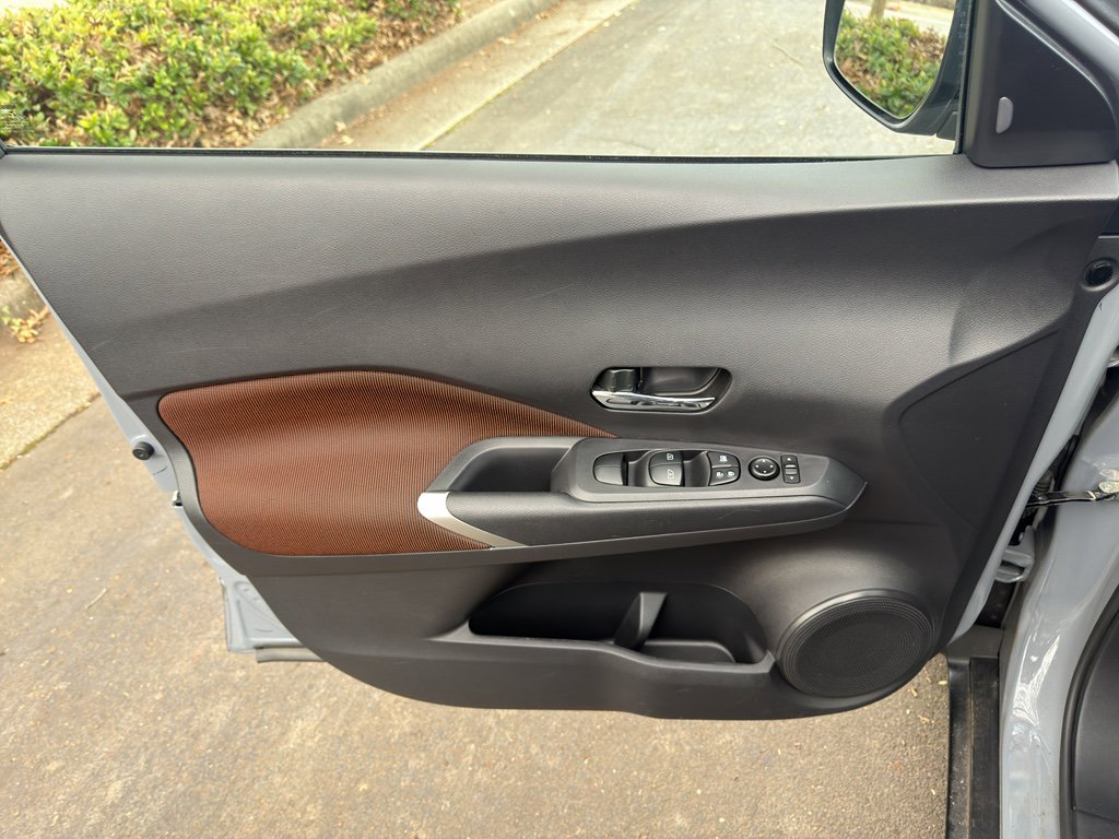 Certified 2023 Nissan Kicks SR image 16