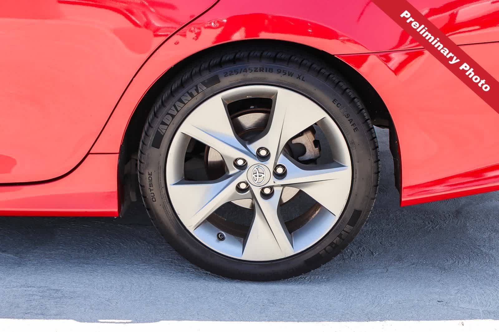 Used 2012 Toyota Camry SE FWD image 12