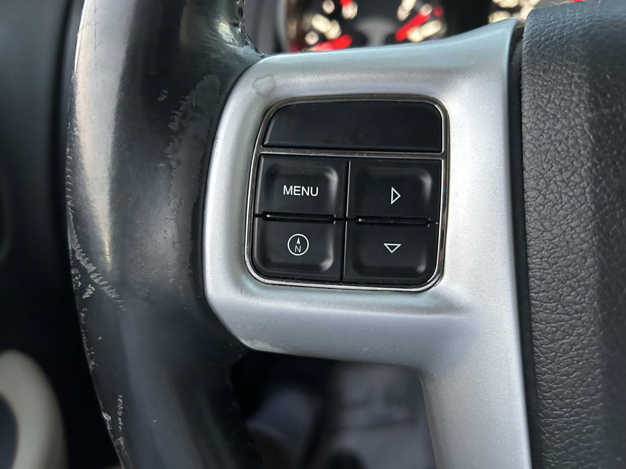 Used 2013 Chrysler 200 Touring FWD image 18