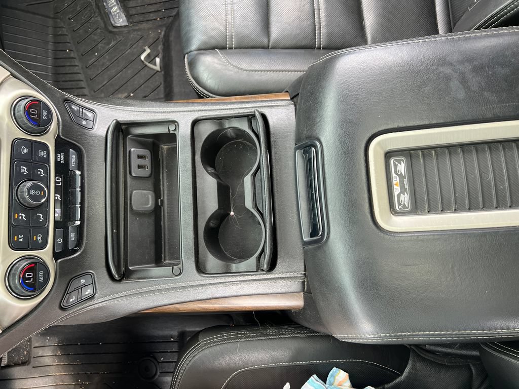 Used 2019 GMC Yukon XL Denali w/ Denali Ultimate Package AWD/4WD image 34