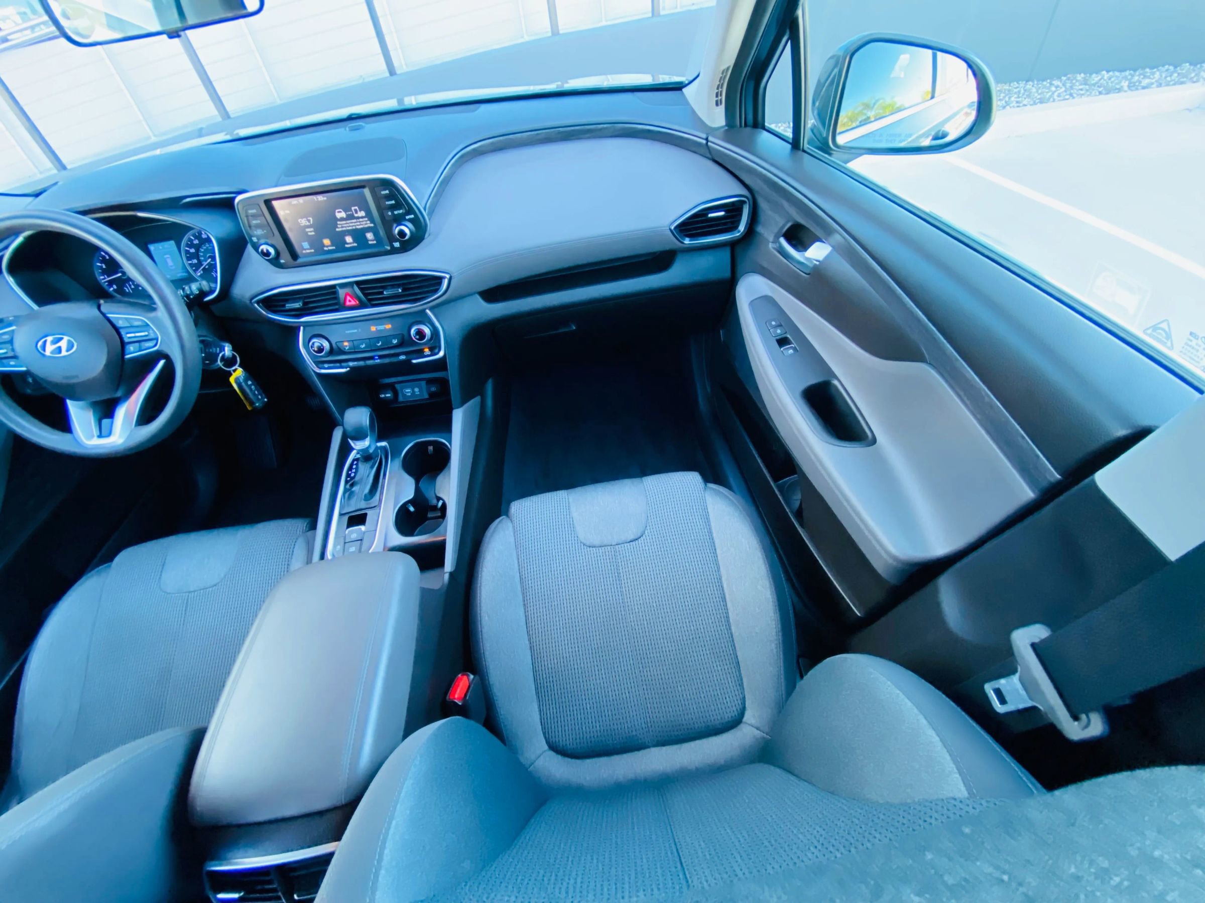 Used 2019 Hyundai Santa Fe SE image 24