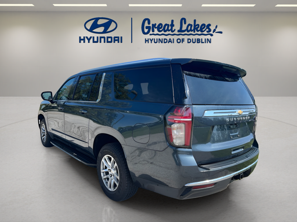 Used 2021 Chevrolet Suburban LT RWD image 3