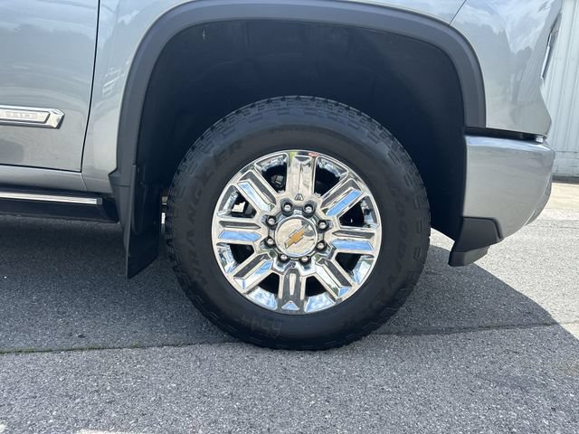 Used 2024 Chevrolet Silverado 3500 High Country w/ High Country Premium Package AWD/4WD image 21