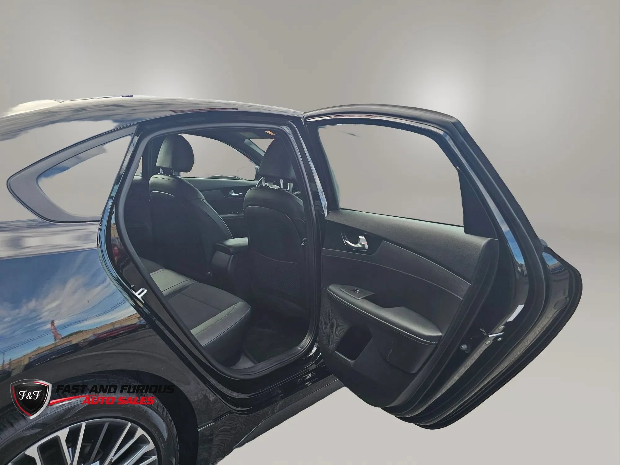 Used 2023 Kia Forte GT-Line FWD image 12