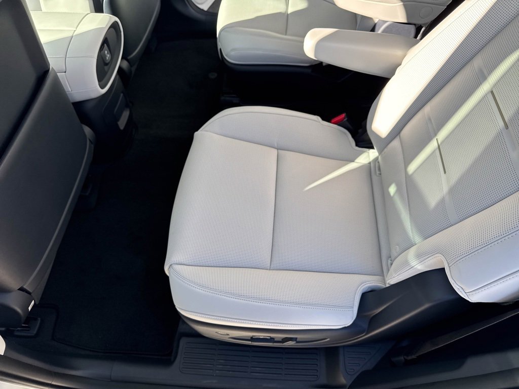 New 2026 Hyundai Palisade Calligraphy image 14