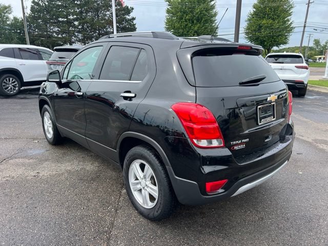 Used 2017 Chevrolet Trax LT w/ LT Convenience Package AWD/4WD image 7