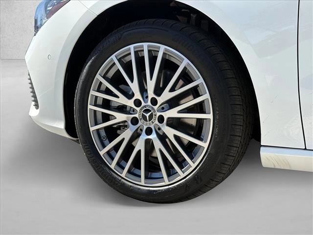 Used 2025 Mercedes-Benz CLA 250 4MATIC image 30