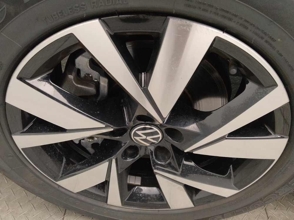 Used 2023 Volkswagen Atlas Cross Sport SE AWD/4WD image 31