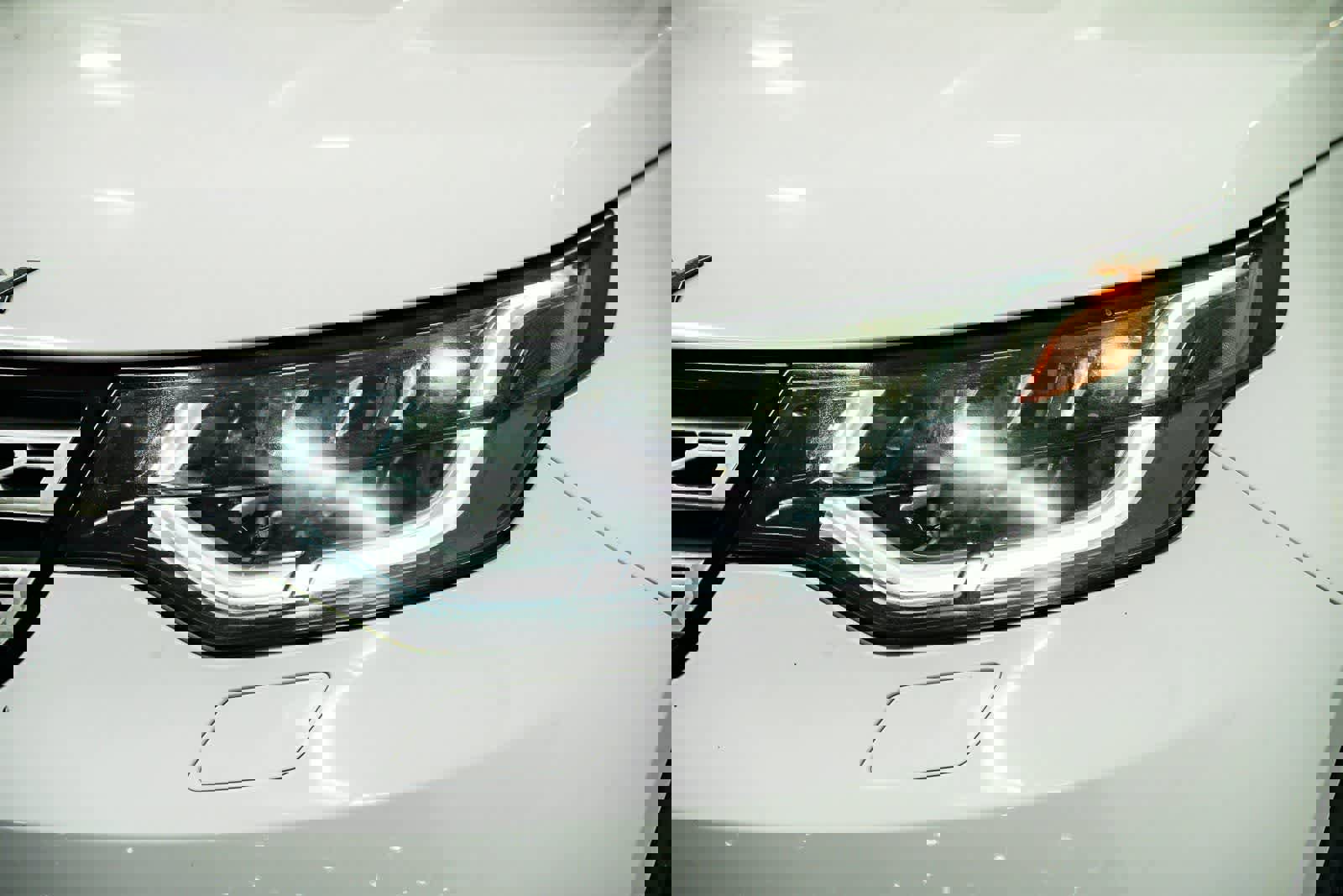 Used 2018 Land Rover Discovery HSE image 7