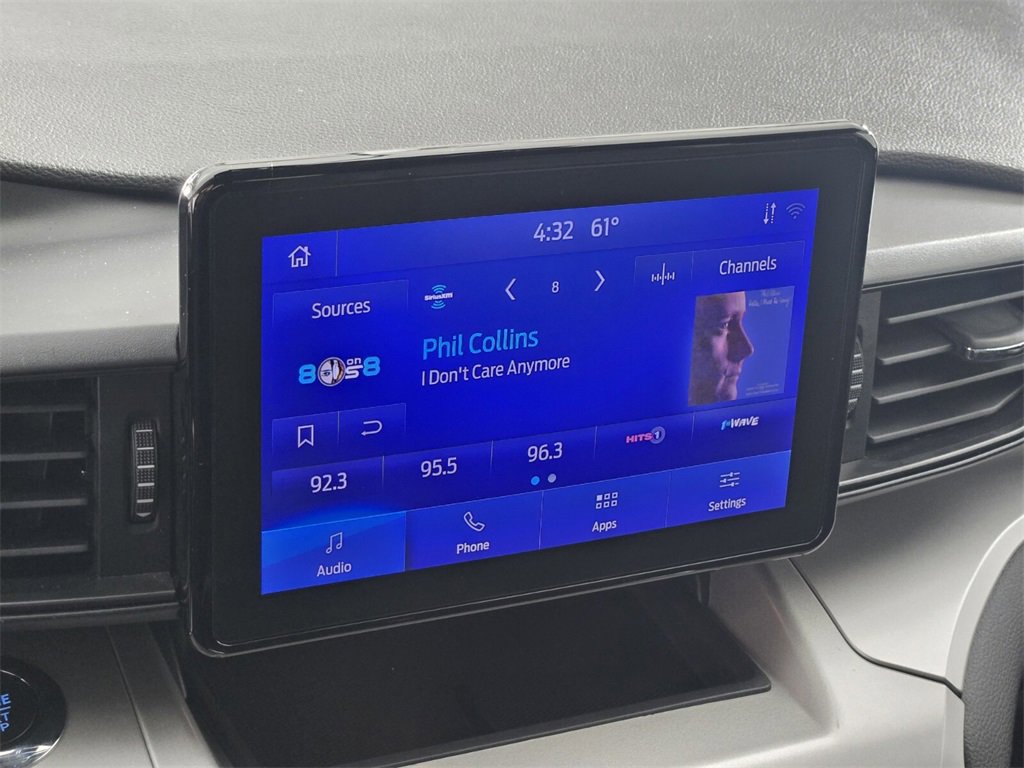 Used 2023 Ford Explorer XLT image 30