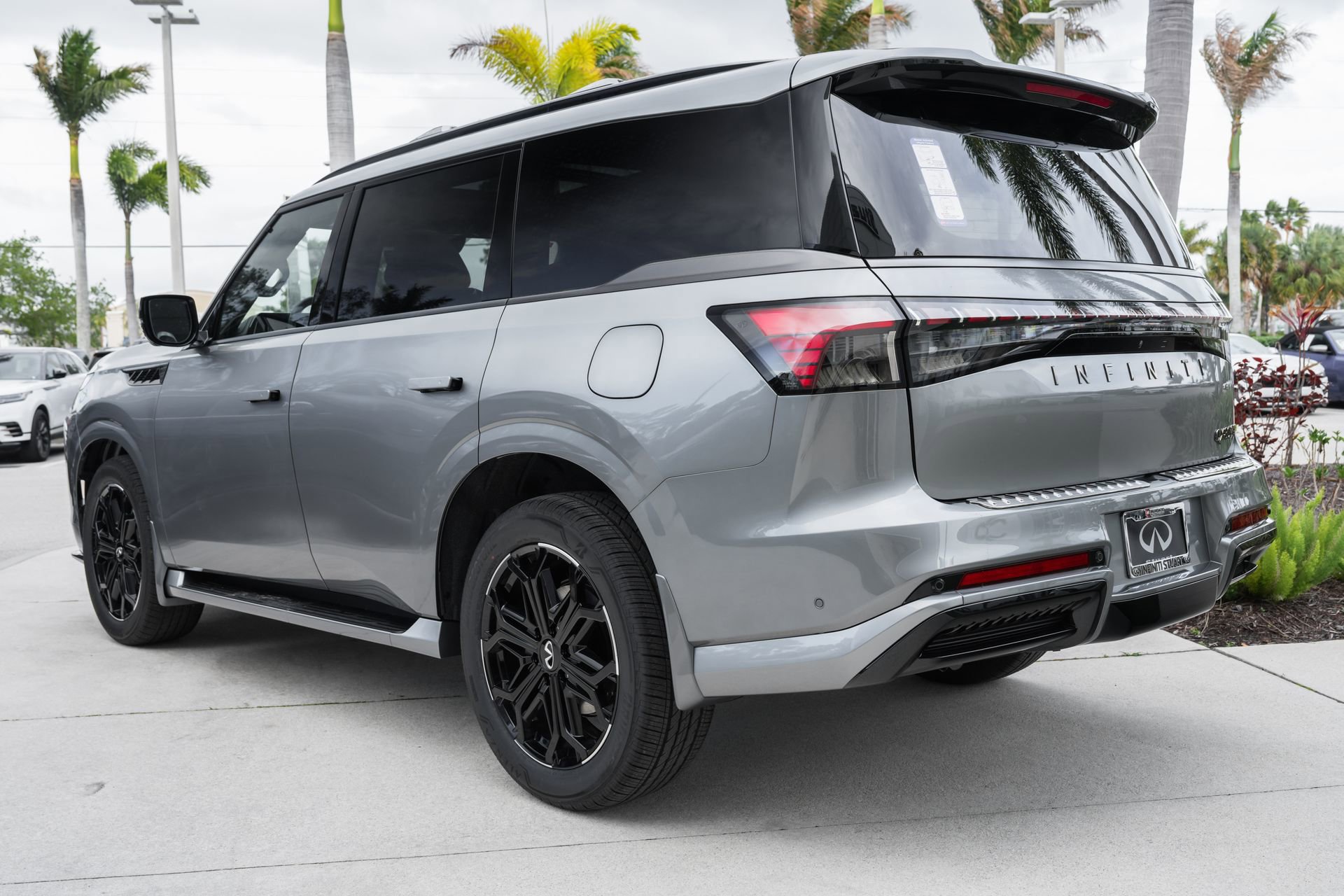New 2026 INFINITI QX80 4WD w/ Sport Exterior Package image 22