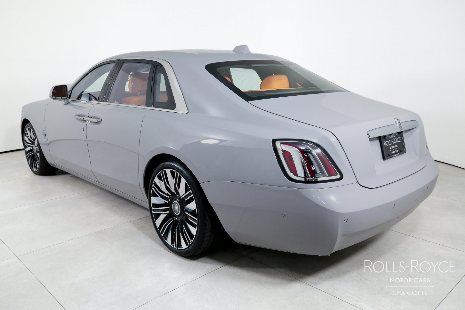 New 2027 Rolls-Royce Ghost AWD/4WD image 8