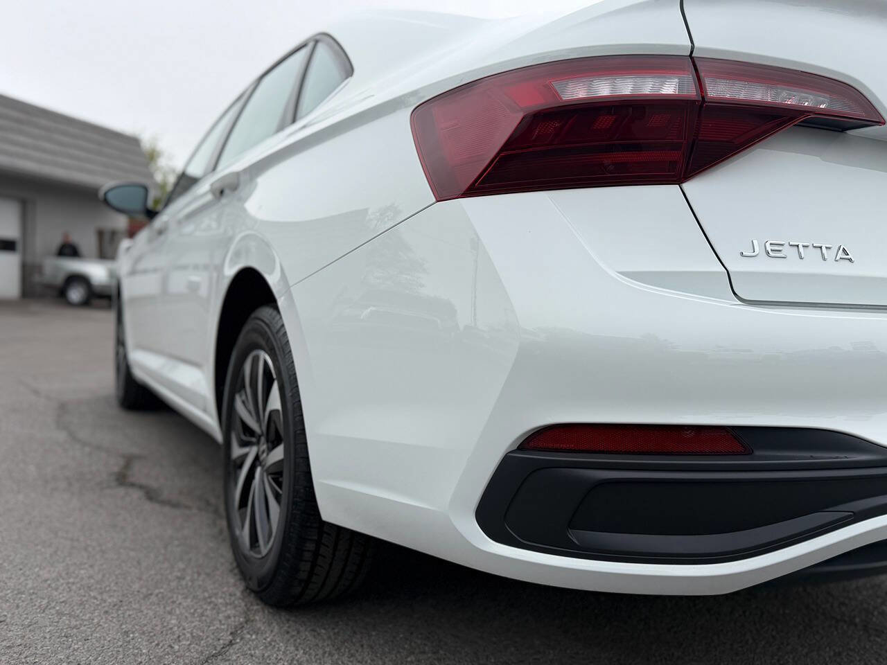 Used 2023 Volkswagen Jetta S image 25