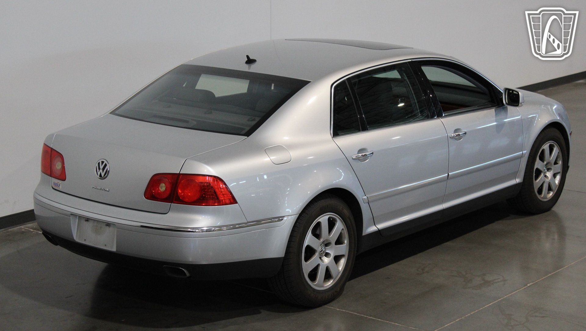 Used 2004 Volkswagen Phaeton V8 AWD/4WD image 8