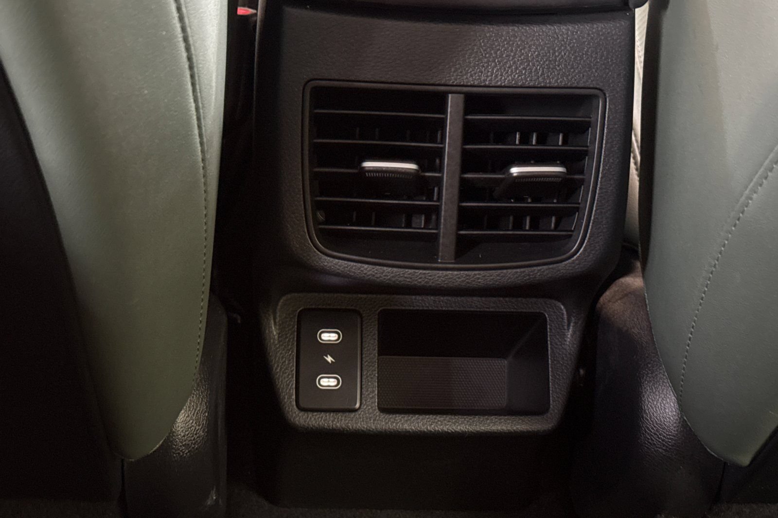 Used 2024 Kia Seltos SX w/ SX Sunroof Package AWD/4WD image 17