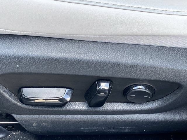 Used 2020 Lexus UX 250h w/ Premium Package AWD/4WD image 19