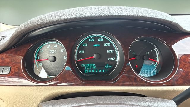 Used 2011 Buick Lucerne CXL FWD image 12