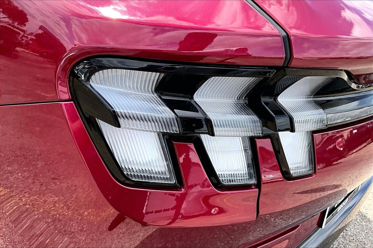 Used 2025 Ford Mustang Mach-E GT AWD/4WD image 27