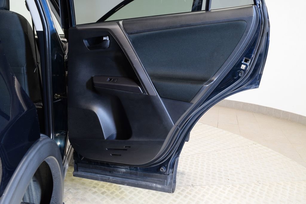 Used 2018 Toyota RAV4 LE w/ All Weather Liner Package image 30