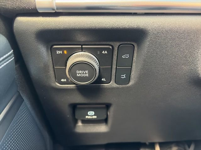 New 2026 Ford Expedition Platinum w/ Driver's Package image 19