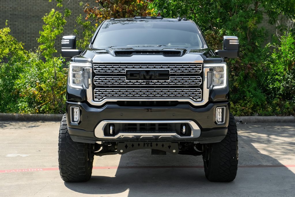 Used 2023 GMC Sierra 2500 Denali w/ Denali Black Diamond Edition image 8
