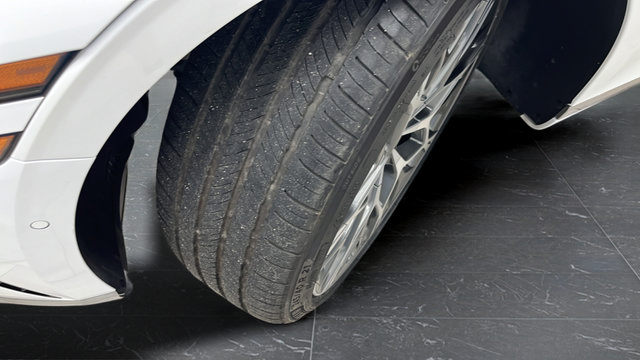 Used 2025 Genesis G90 3.5T AWD/4WD image 42