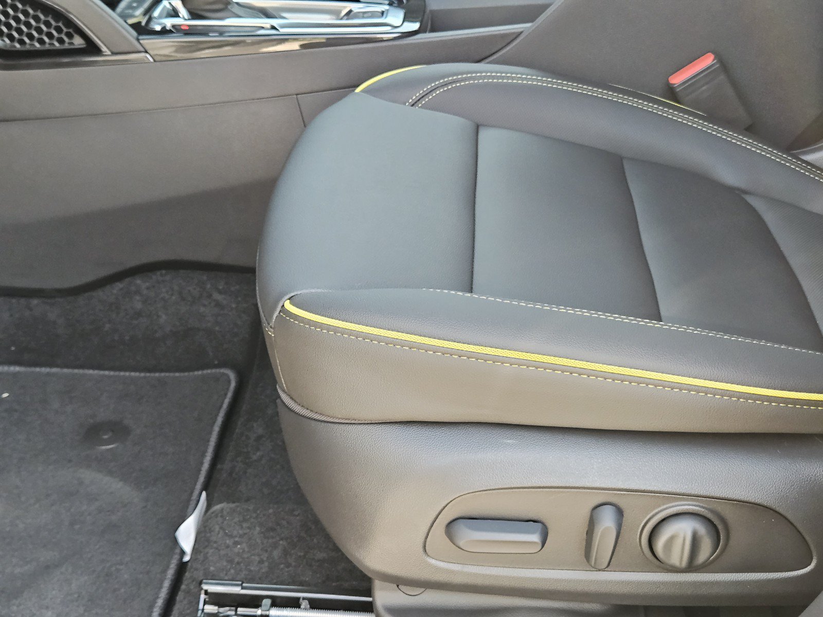 New 2026 Chevrolet TrailBlazer ACTIV w/ Convenience Package FWD image 17