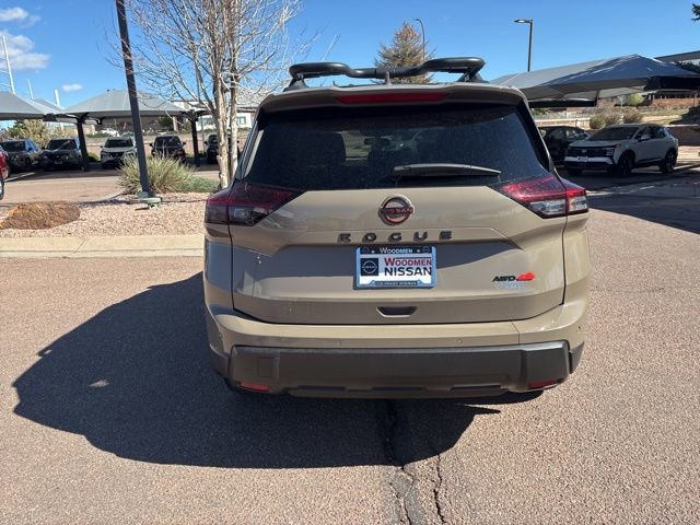 Used 2025 Nissan Rogue SV AWD/4WD image 8