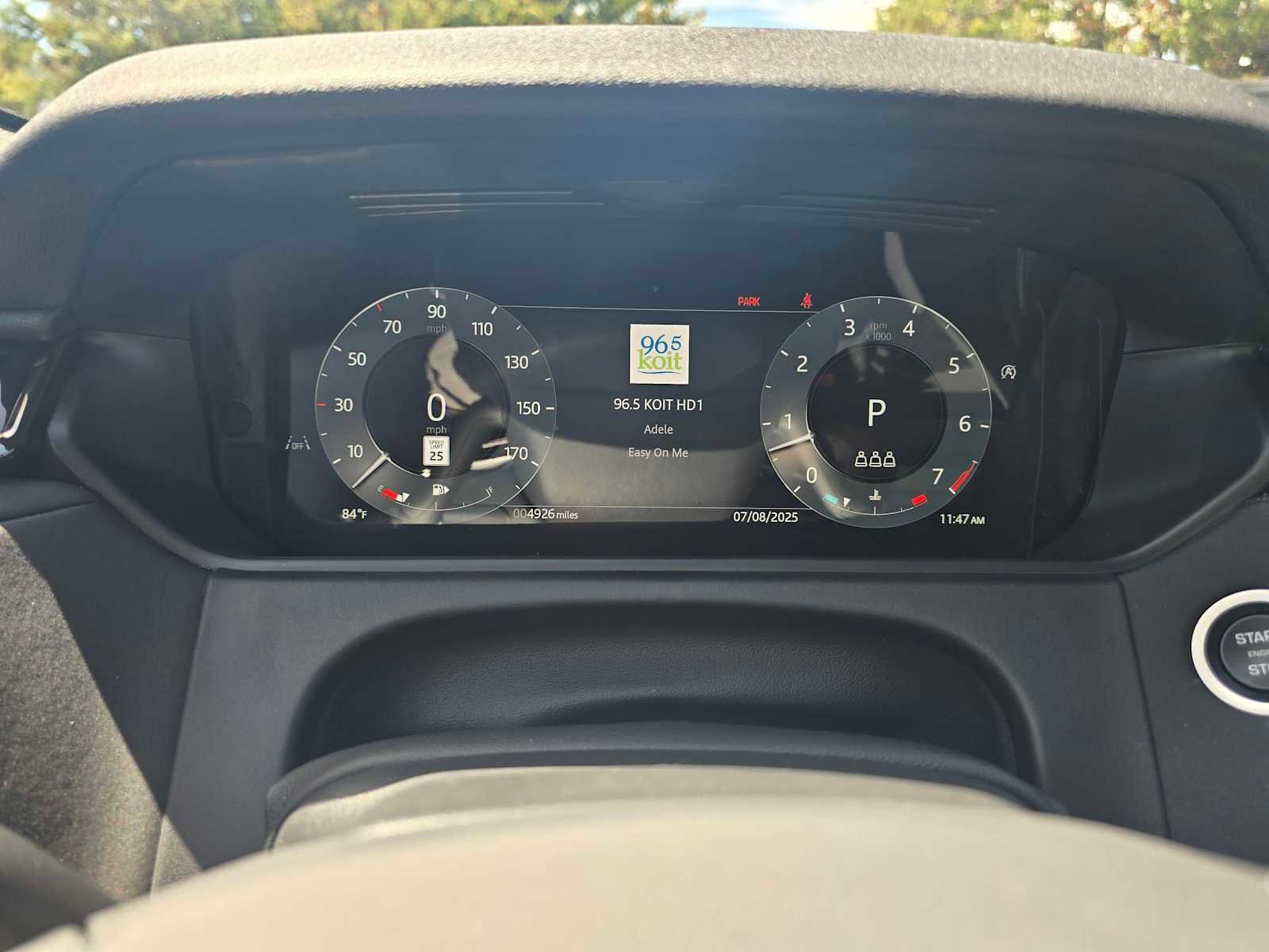 Certified 2025 Land Rover Range Rover Velar Dynamic SE image 27