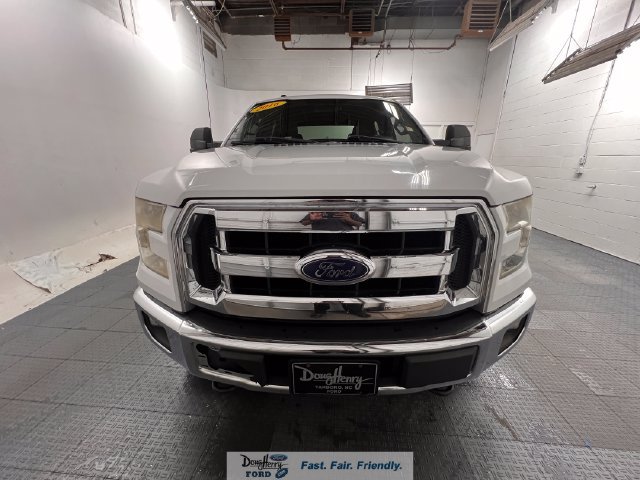 Used 2016 Ford F150 XLT AWD/4WD image 2