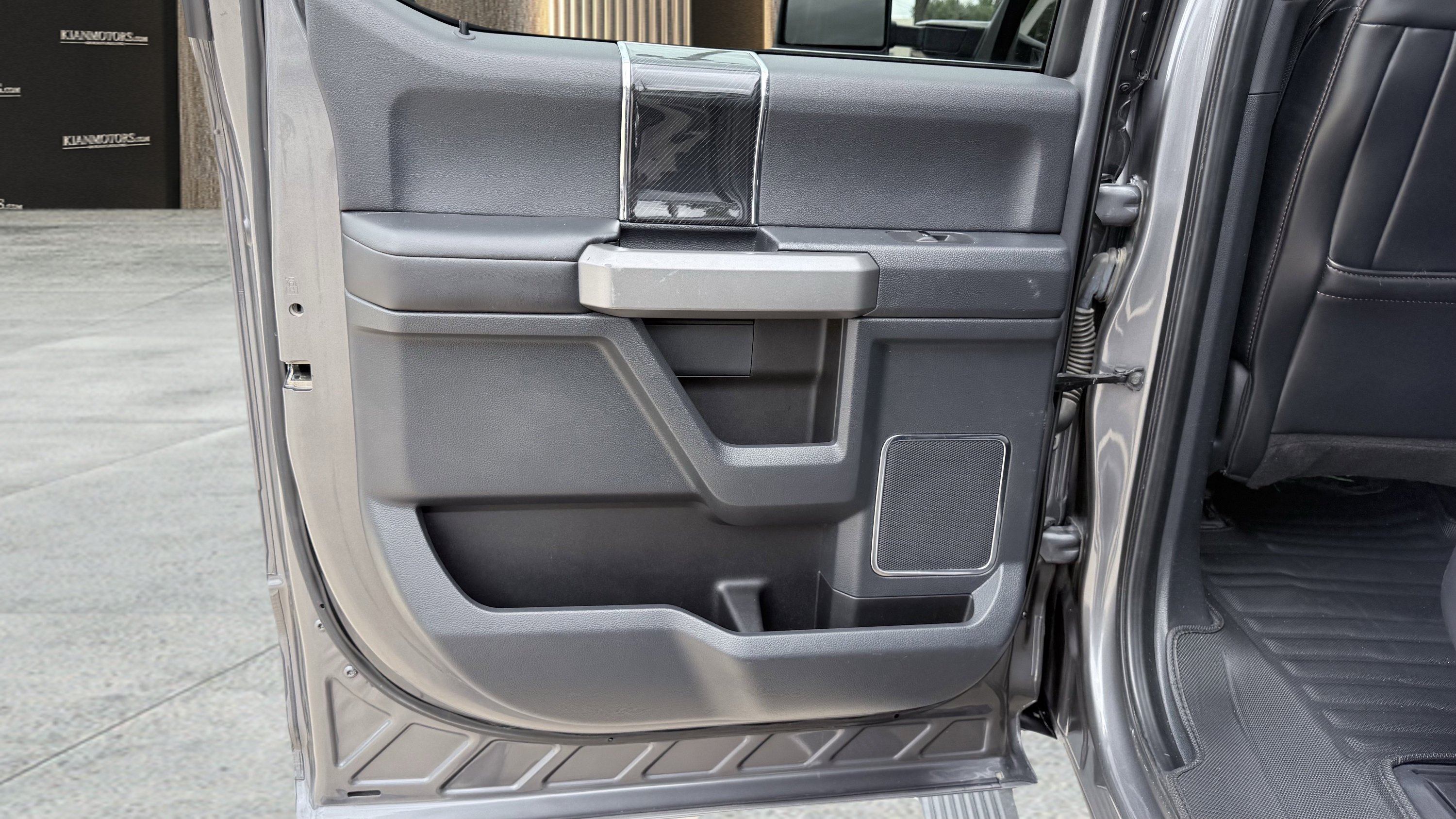 Used 2022 Ford F250 Platinum AWD/4WD image 25